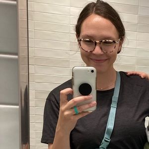 Meet your Posher, Abby